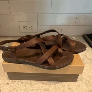 OluKai Upena Women’s Kona Coffee Sandals Size 7